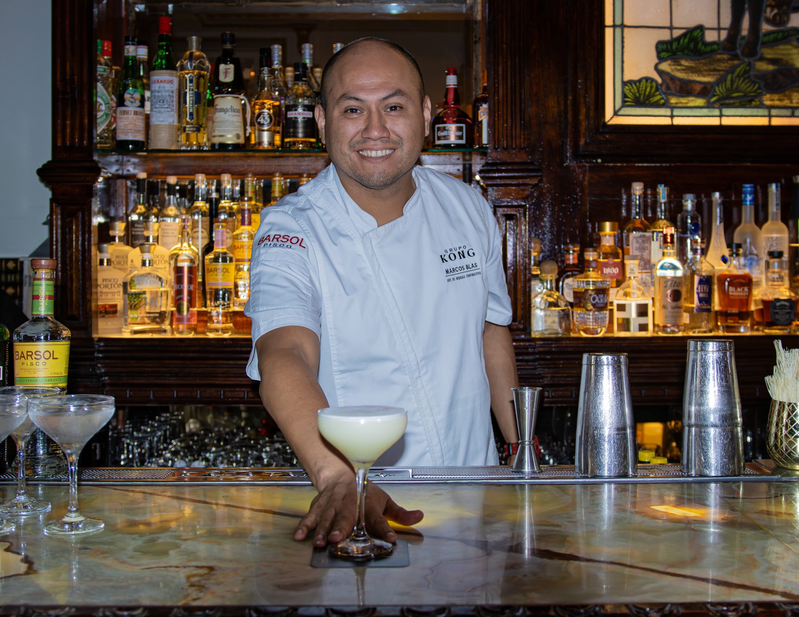 marcos blas. bar de lima 001